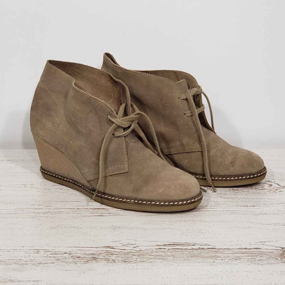 J Crew Tan Suede Wedge Booties Size 9 good pre-owned condition
